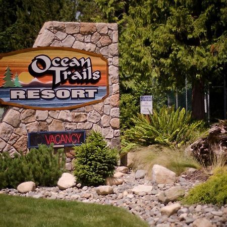 Ocean Trails Resort Parksville Eksteriør billede